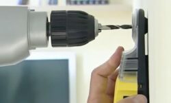 fare un buco nel muro con il trapano