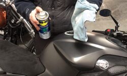 lucidare la moto