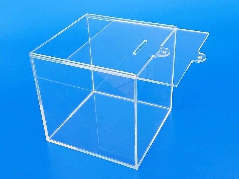 salvadanaio-plexiglass