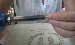 decorare con il pirografo