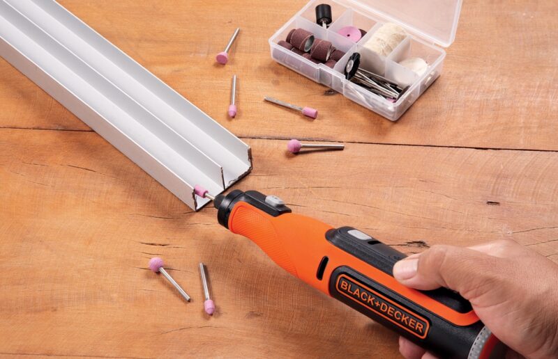 utenile multifunzione di Black+Decker