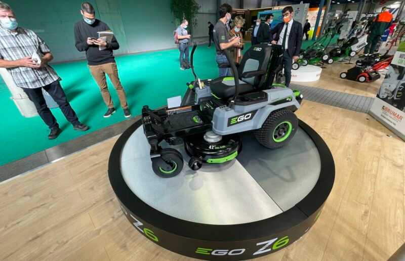 trattorino a batteria di Ego