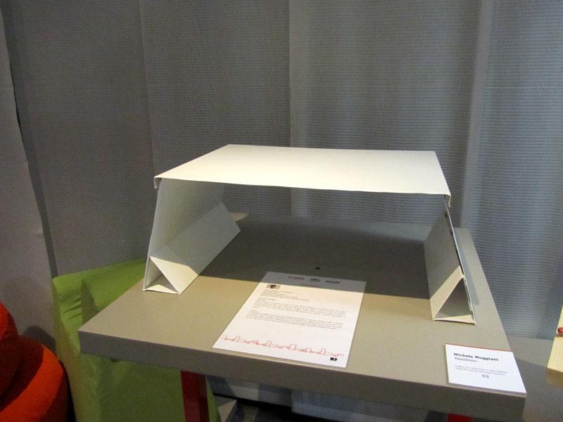 Tavolino +- di Michele Muggiani