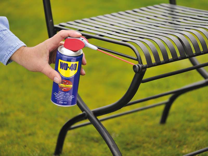 WD 40 Sedia