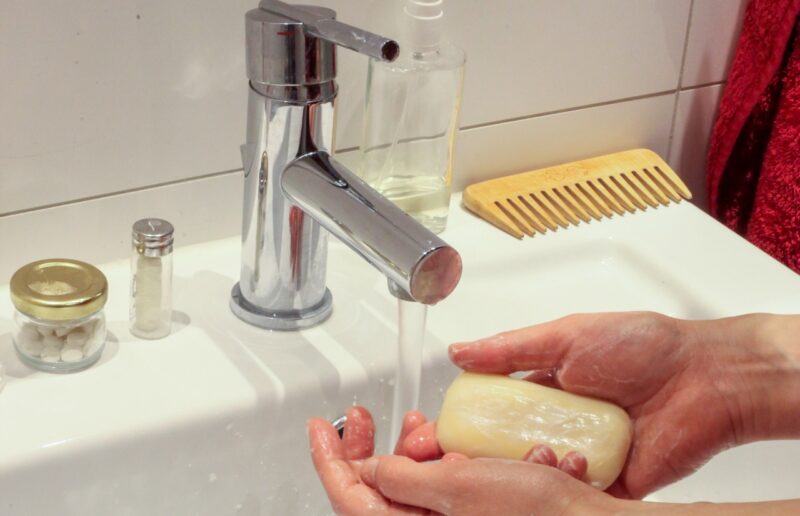 Sigillare Lavandino Parete