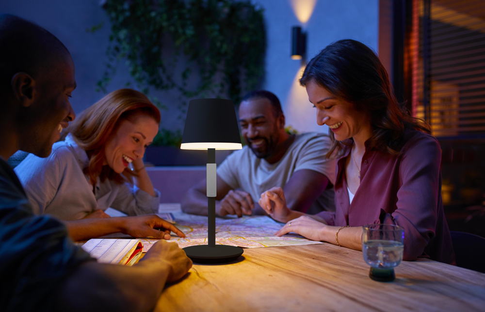 Philips Hue Go Portable Table Lamp 1