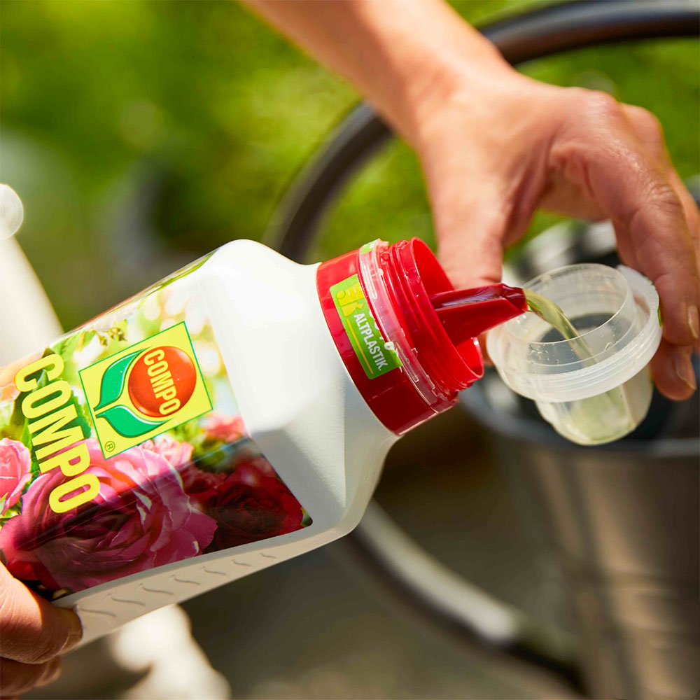 COMPO - Concime Liquido per Rose