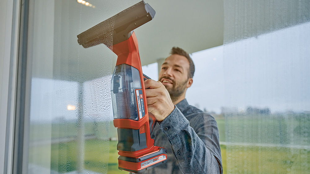 LAVAVETRI A BATTERIA BRILLIANTO DI EINHELL