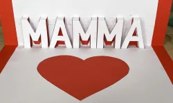 biglietto pop up per la festa della mamma