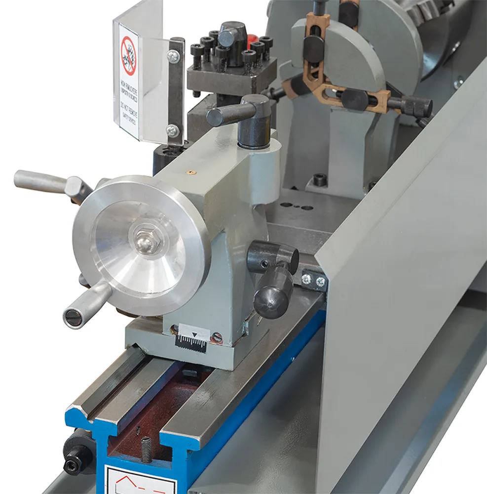 Il Tornio Parallelo FERVI