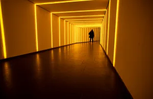 luce led in metropolitana