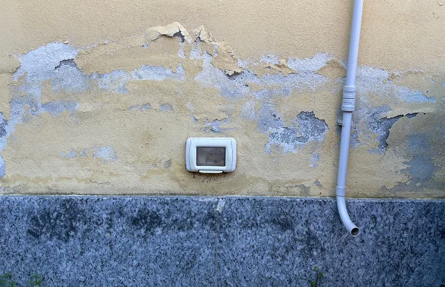 umidità e muffa sul muro