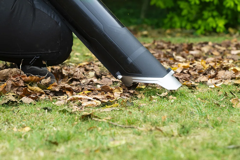 Aspiratore - Soffiatore - Trituratore. 3 in 1 di EGO