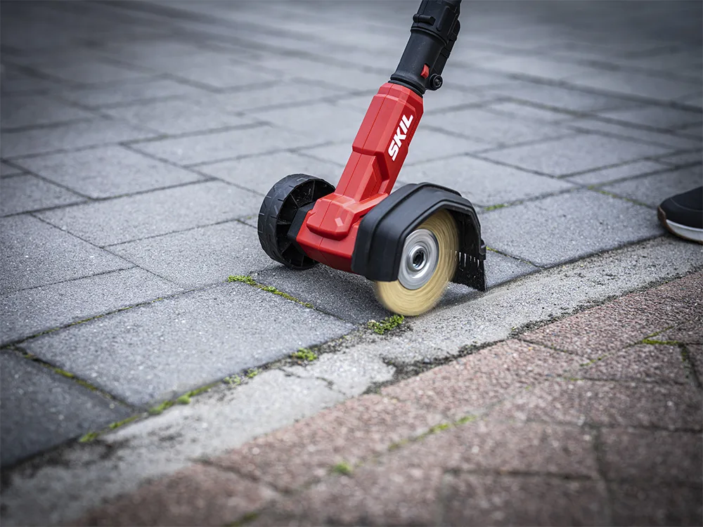 Spazzolatrice per giardino Skil 0661